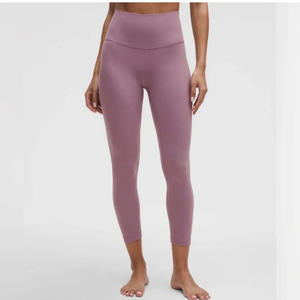 NWT ๐ Lululemon Wunder Under SmoothCover High-Rise Tight 25โ in Lavender Luxe - Picture 8 of 11